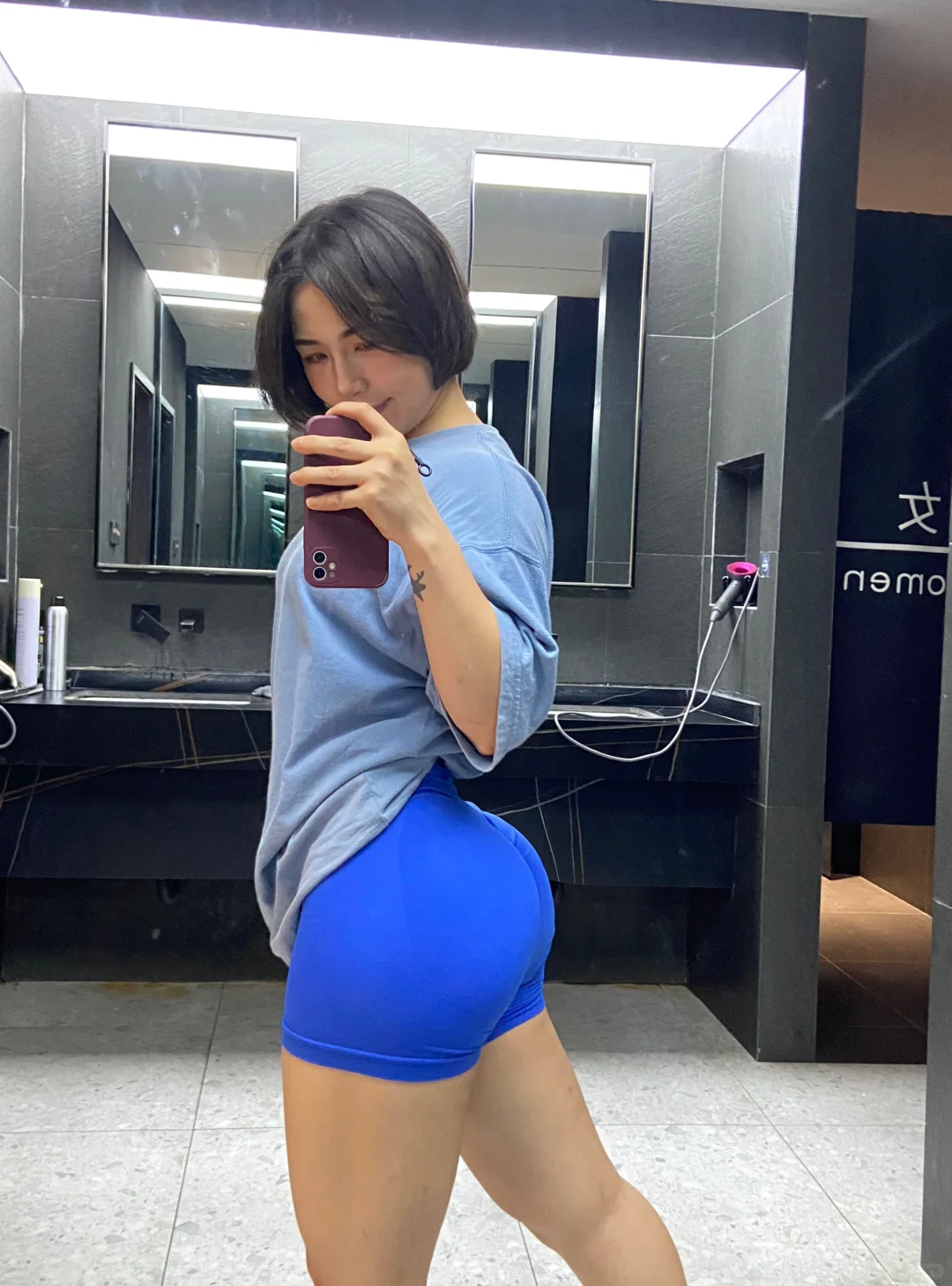 蓝色系 健身穿搭