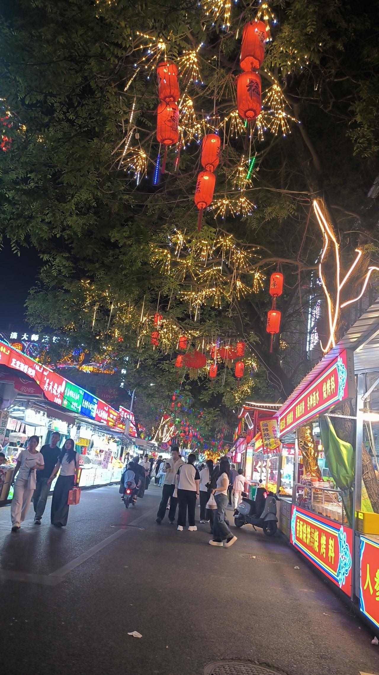 淄博八大局也是好好玩呀！很多好吃的！