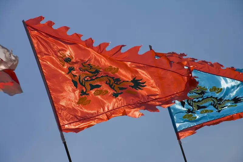 清朝中国的版图有多大?

清朝全盛时期的版图面积约为1316万平方公里。

那时
