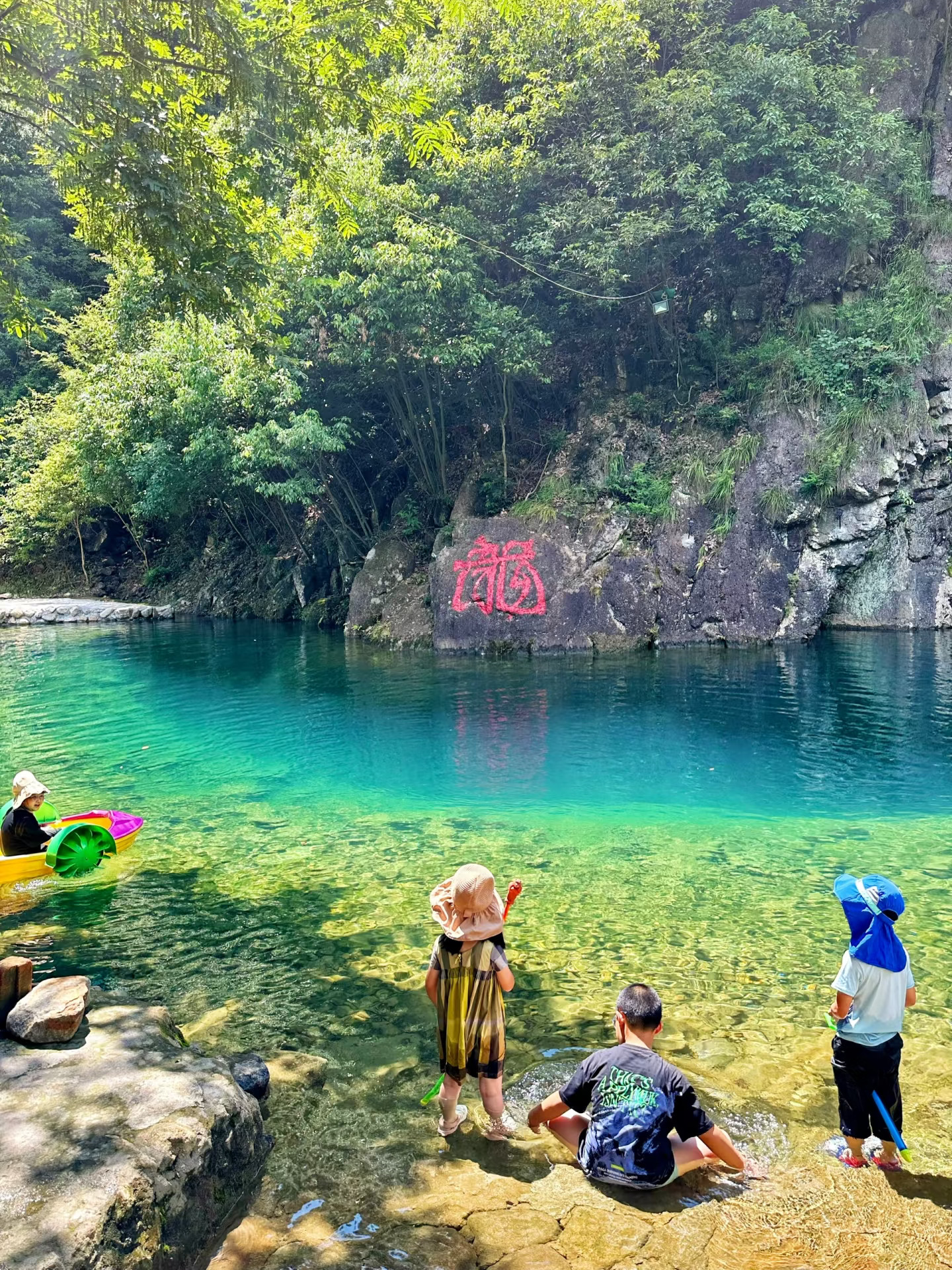 这是什么神仙地方❗️太适合夏天带娃玩水啦💦