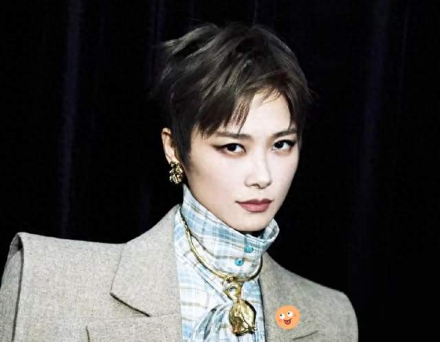 褪去镜头伪装！倪妮辛芷蕾奔赴演唱会，综艺情谊走出荧幕格外动人