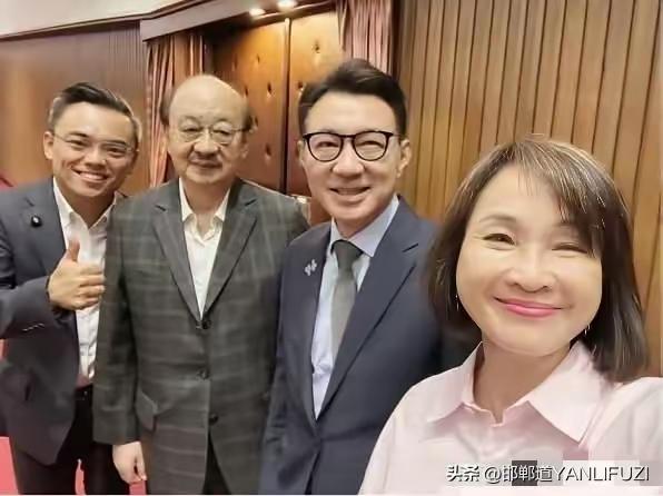 郑丽文当选后，第一要调整的就是柯志恩。柯志恩竟这样说话。
柯志恩在郑丽文当选后，