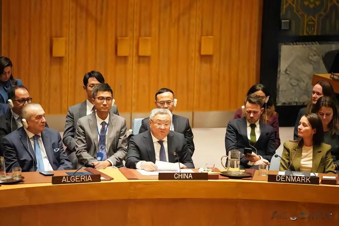 雷霆警告！中国代表在联合国直接点名日本。只要自卫队敢跨入台海，立马打上侵略者烙印