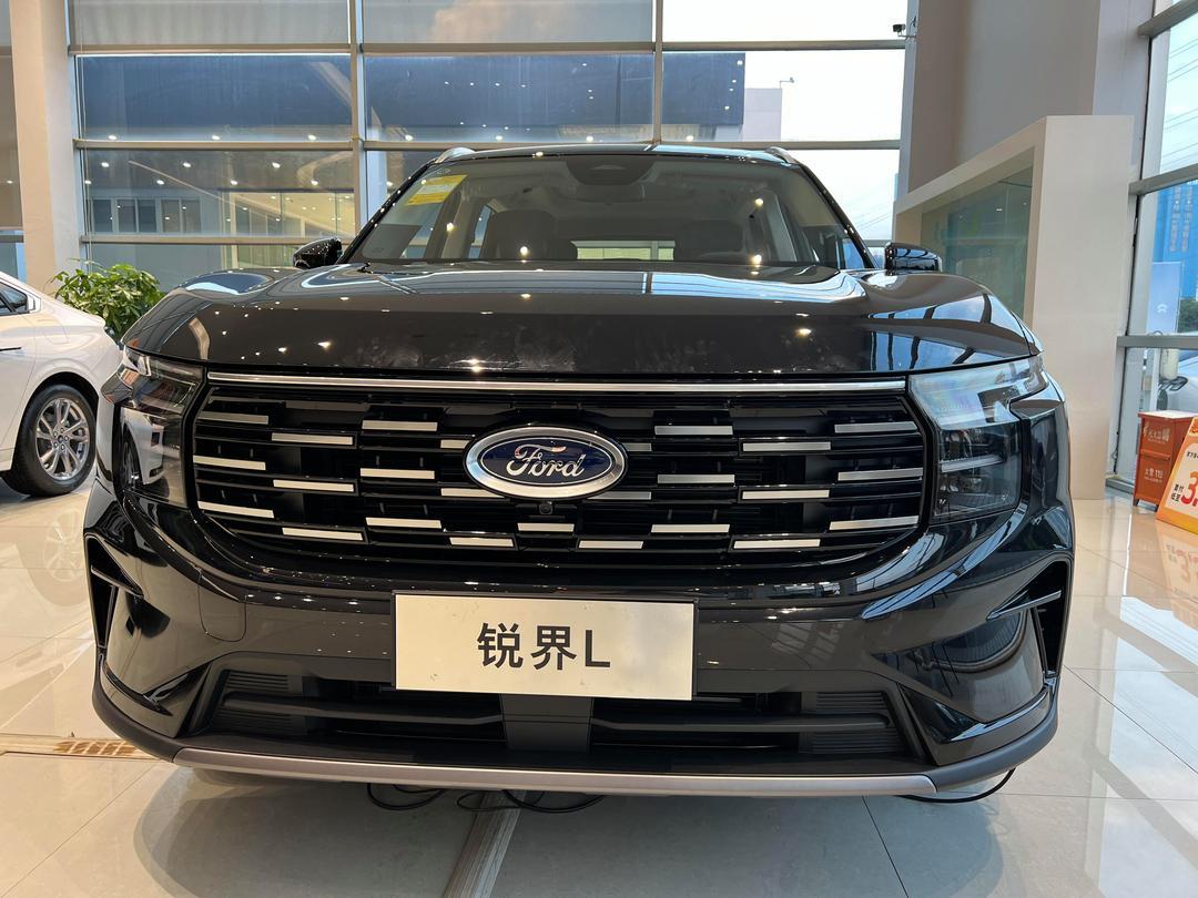 福特锐界L的日常保养费用：锐界L的保养账，混动版和燃油版差在“免费保养”上。首保