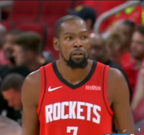 杜兰特35分，火箭117比114魔术！依靠杜兰特加时赛中投，锁定胜局！
杜兰特关