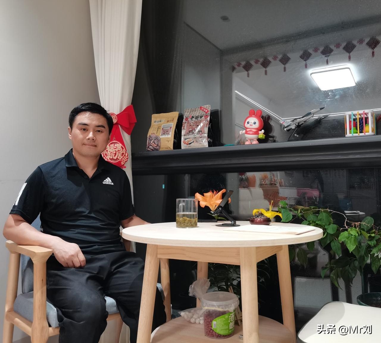 这是现在的我:回到家乡宜昌第3年，有份还算稳定的工作、每天都能回家、有个幸福美满