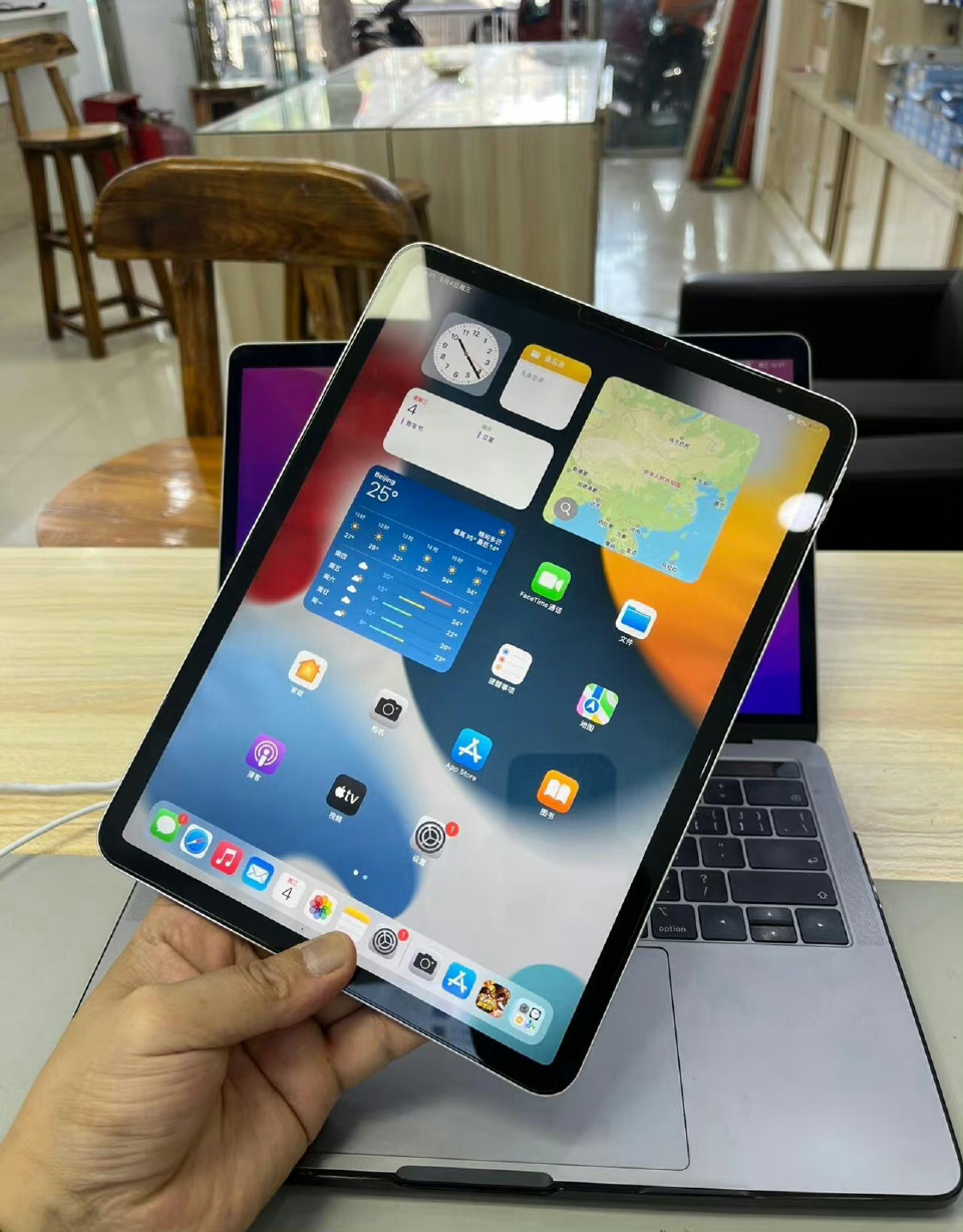 #哪些数码产品买完容易吃灰# 最容易吃灰的6件数码产品[嘘]1、平板，除了看武打