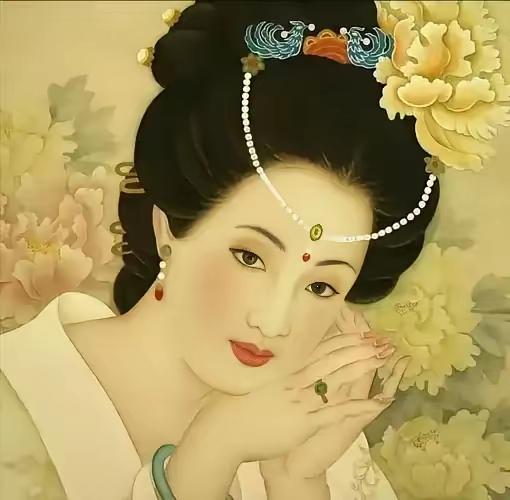 上联：闭月羞花杨贵妃
下联：沉鱼落雁王昭君