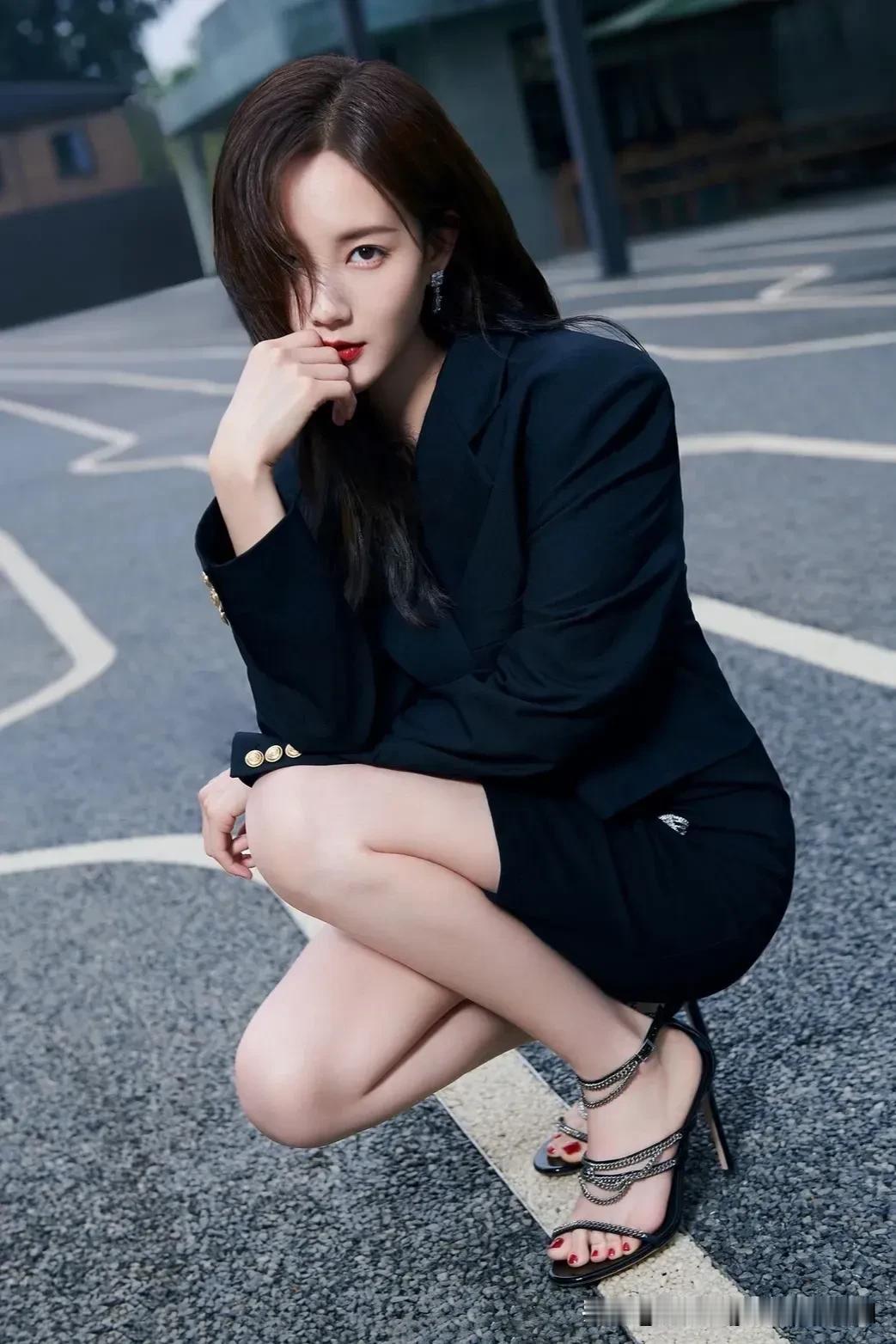 李一桐等美女