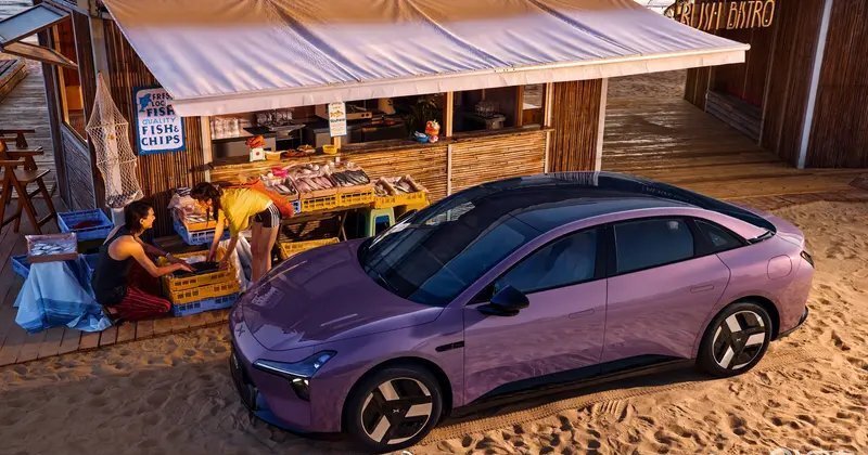 小鹏2026款MONA M03新增两款车色：罗兰紫、牛油果绿。给大家列一下这款车