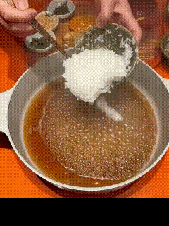 这么多料，这粥一碗得多少钱