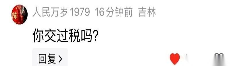 最怕饭局上那种过来人，一脸“我吃的盐比你吃的饭都多”的表情，拍拍我肩膀：
“哎，