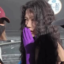 单依纯  syc单依纯纯妹妹2.0演唱会 syc单依纯沙宣品牌代言人 捞铁的一人