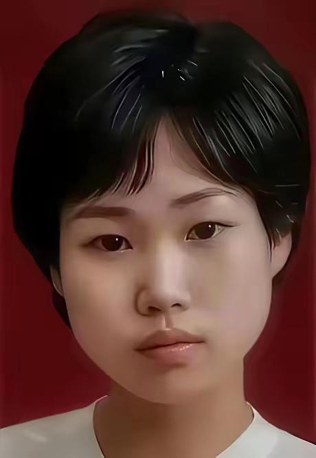 这是杨开慧和儿子毛岸英的真实彩色照，都看看吧，母子烈士，永垂不朽，名垂青史，万古