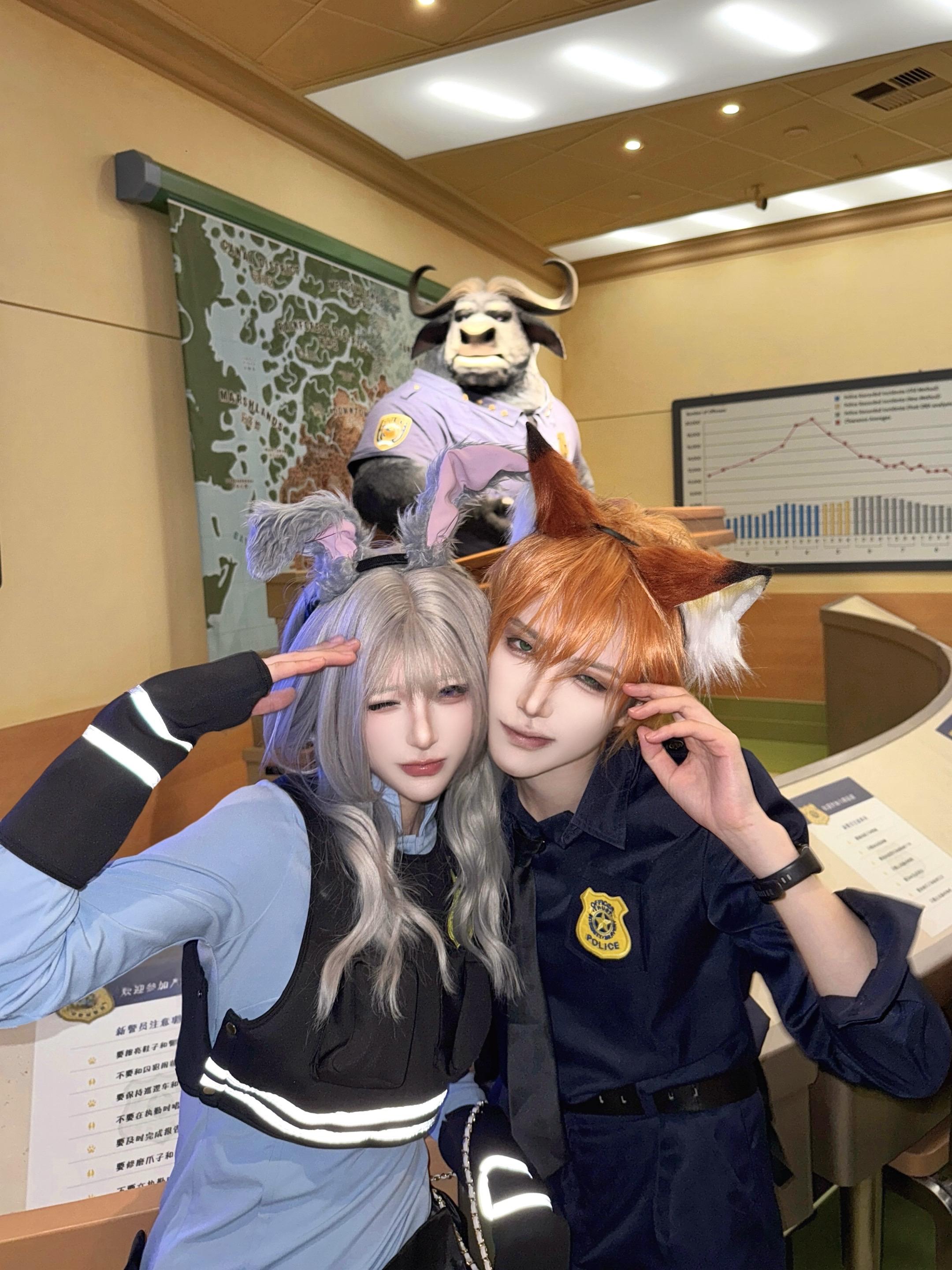 🦊🐰组合    可惜共创不了动图！