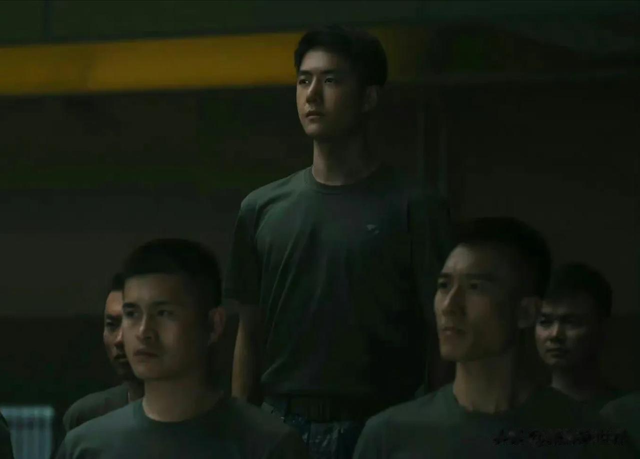 乘风而行，致敬航空工作者，让我们走进试飞院的世界，感受他们的成长经历，电影《长空