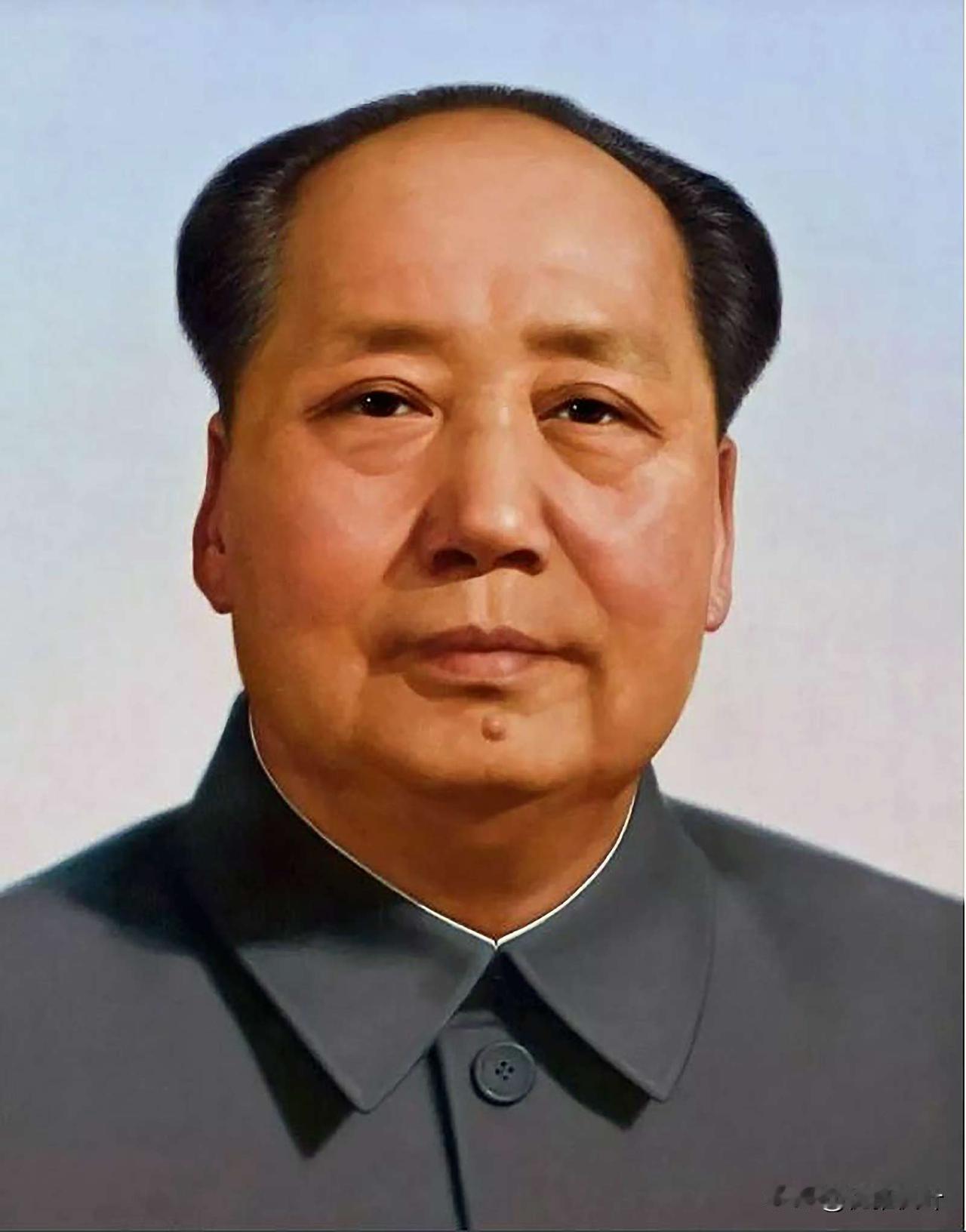 毛主席对个人待遇的固执，透着对集体的重视。
1959 年，有人提议在庐山给毛主席