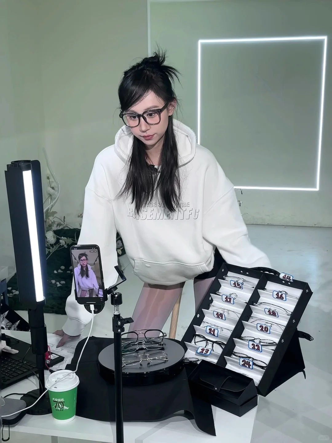 live｜带货主播的时刻