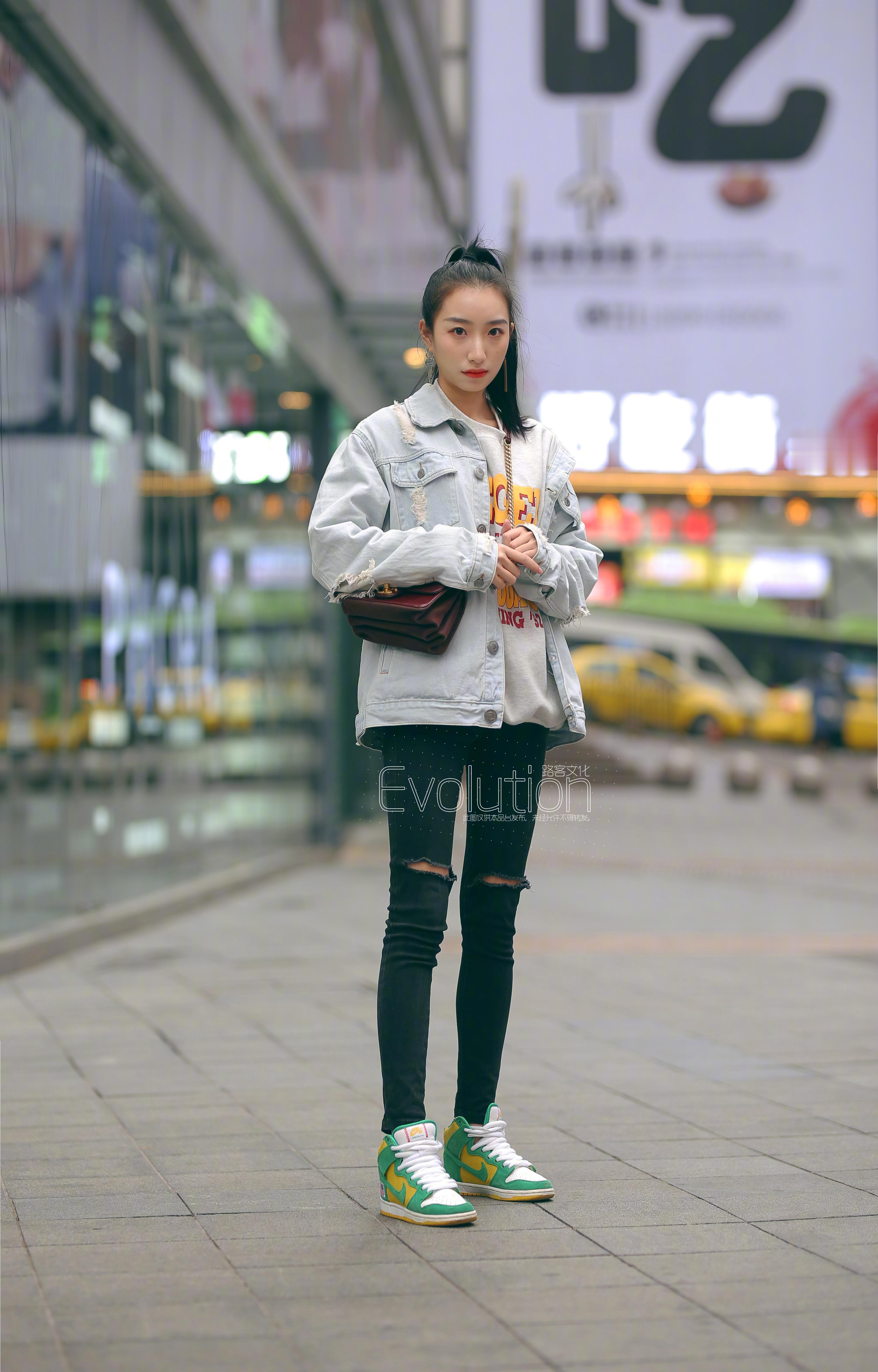 放在现在穿搭完全OK不过时 ​​​