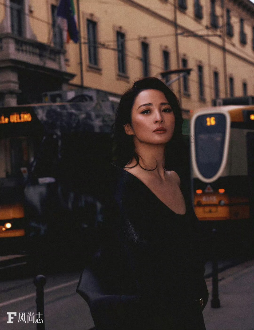 蒋勤勤身上的女性主体性好强蒋勤勤休息后仍有好角色暂别荧幕从容归来，蒋勤勤用一部部