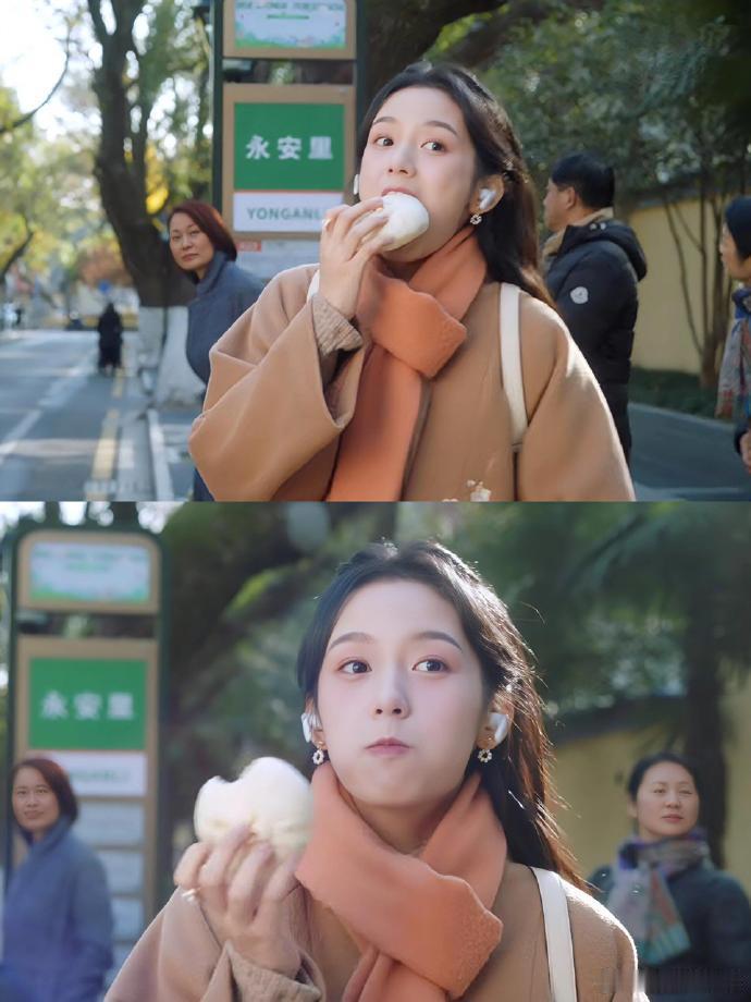 绝了！终于有现偶女主穿出了国风穿搭的时髦 