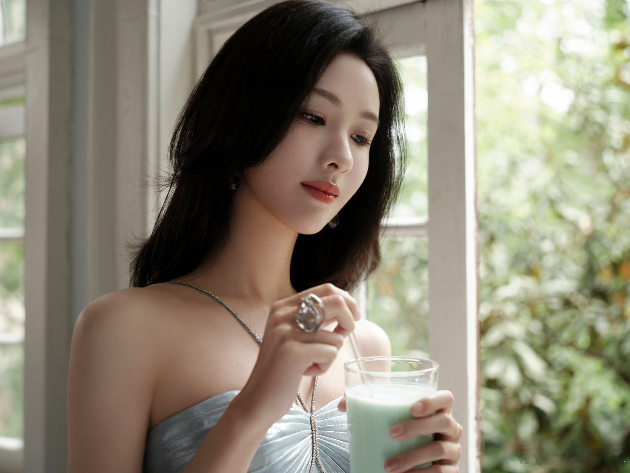 陈都灵薄荷色人鱼姬陈都灵 超话大赏