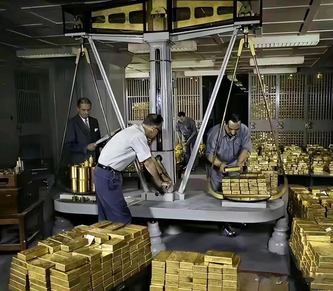 关于印度、美国和中国黄金储备的动态及未来走向，是一个涉及国际金融、外交策略和国家