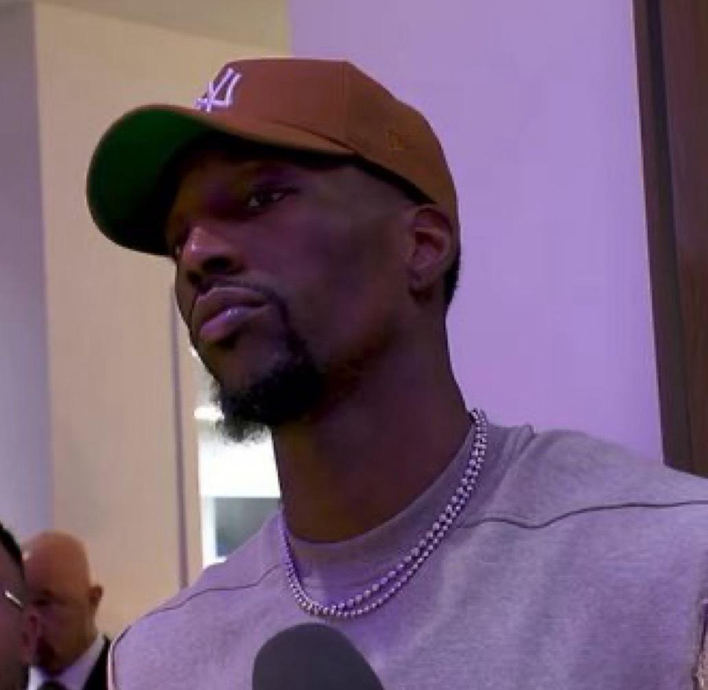 就喜欢巴约这股硬气😏新赛季篮不住 ​​​