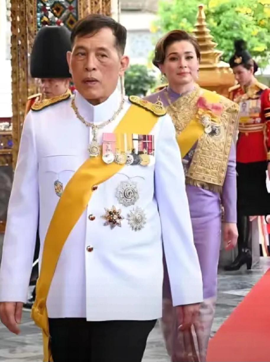 快讯!

泰国跟柬埔寨又干了一架，这次咱们没吭声也没调解。前阵子泰国国王刚访华回