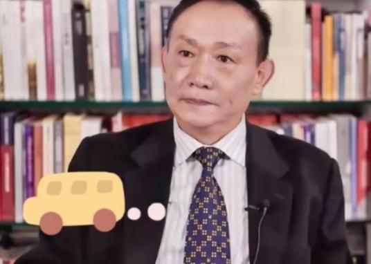 说的对，老婆孩子在国外者，应该一律退出国家机关和事业单位，国家先不清理出这些人，