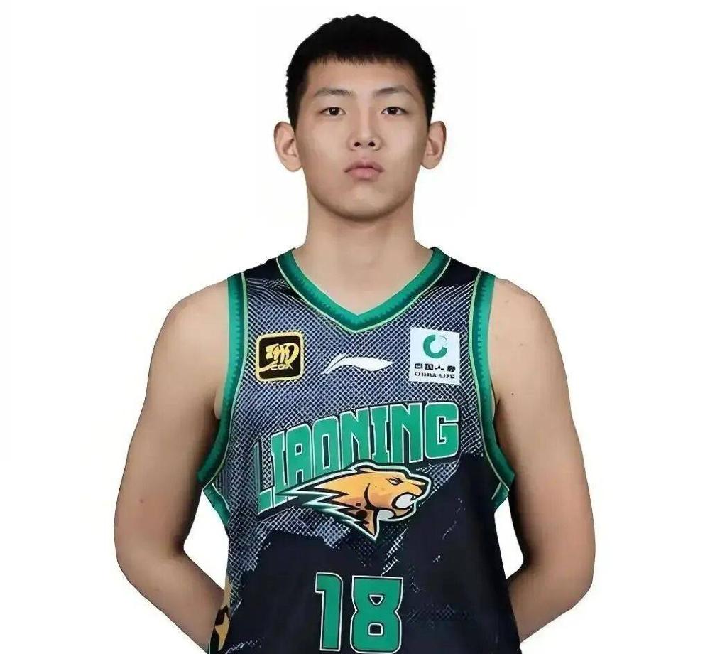 辽宁队真敢想啊，郭艾伦还没走，就找来了OJ梅奥，点名一个16岁小孩当太子，梅奥一
