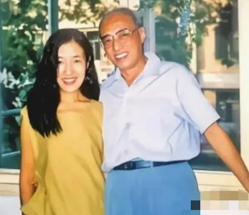 1986年，65岁的火箭专家杨南生娶了29岁的张严平，张严平的父母不同意，不料，