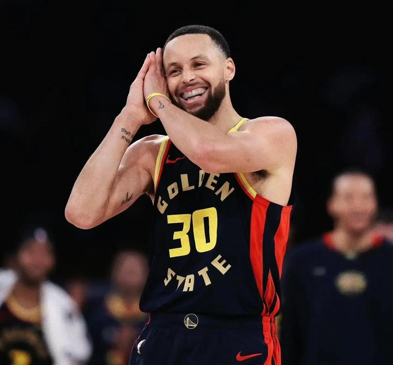 如果库里办退役巡演，全 NBA 会有多疯狂？
看nba上咪咕视频
看NBA上咪咕