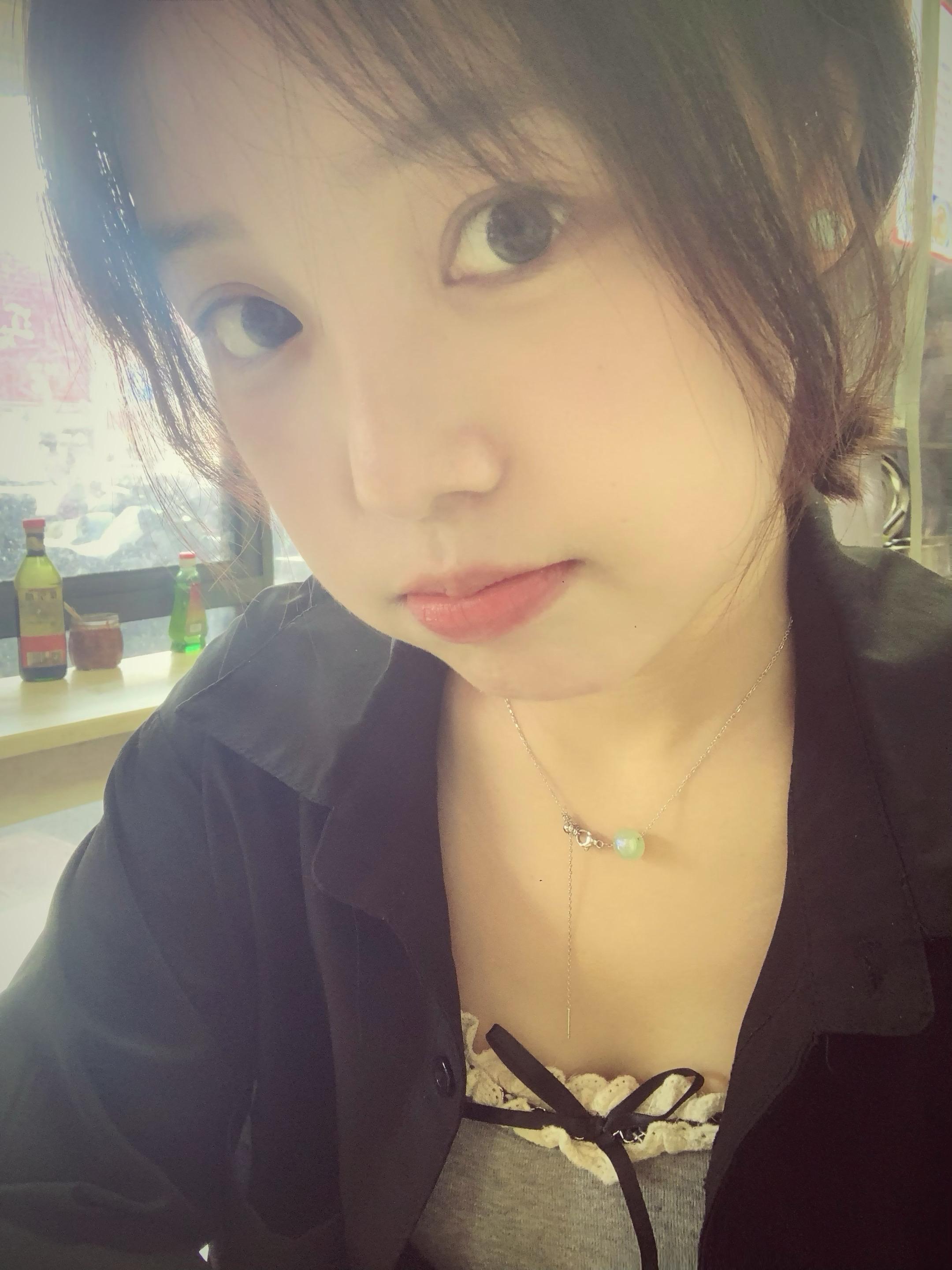 星星挂在天边 再也没有了月