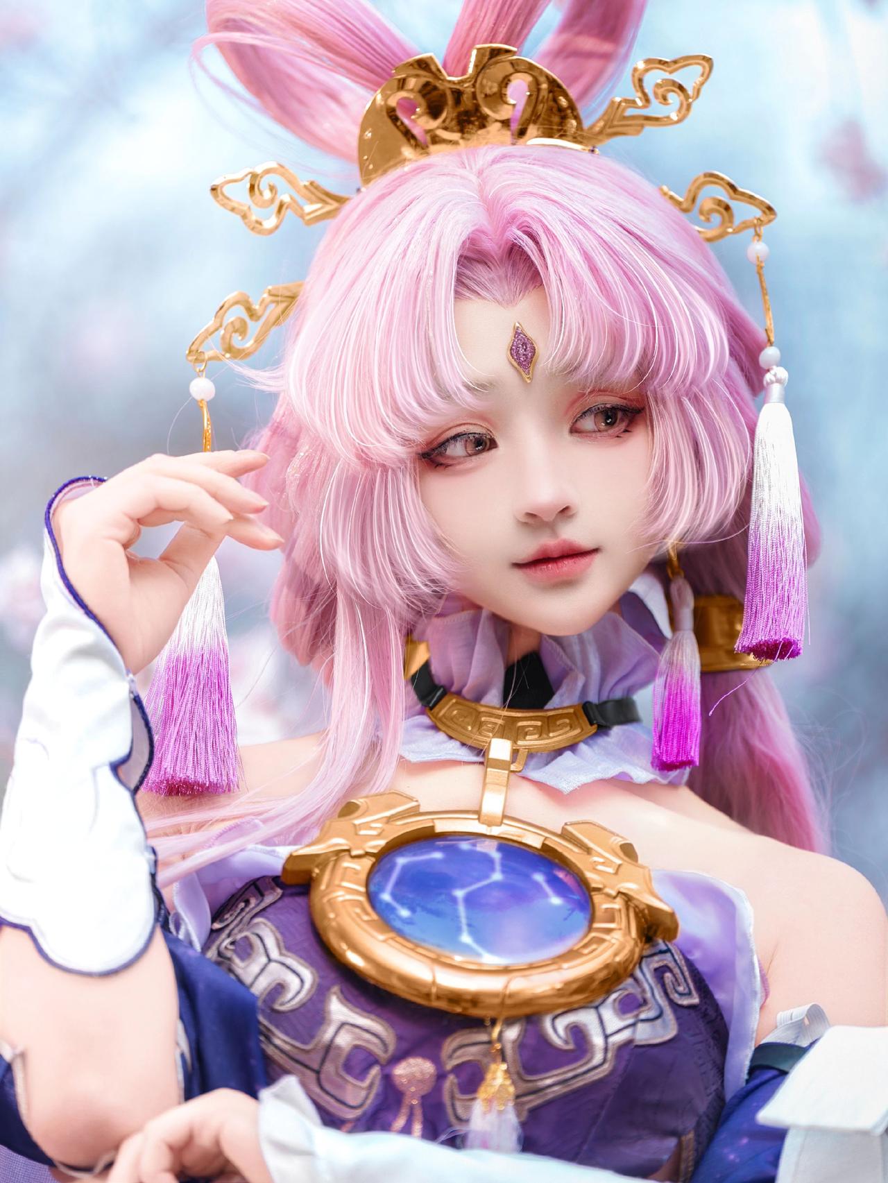 出镜:@小布小布小（求推荐版） 
器材:A7c2+720f2.8 大白兔
活动: