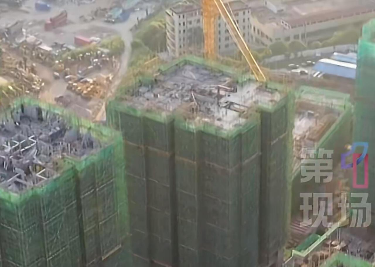 行，今天看到统计局11月的房价数据，一点不意外，还是全线下滑。我简单聊聊这个事。