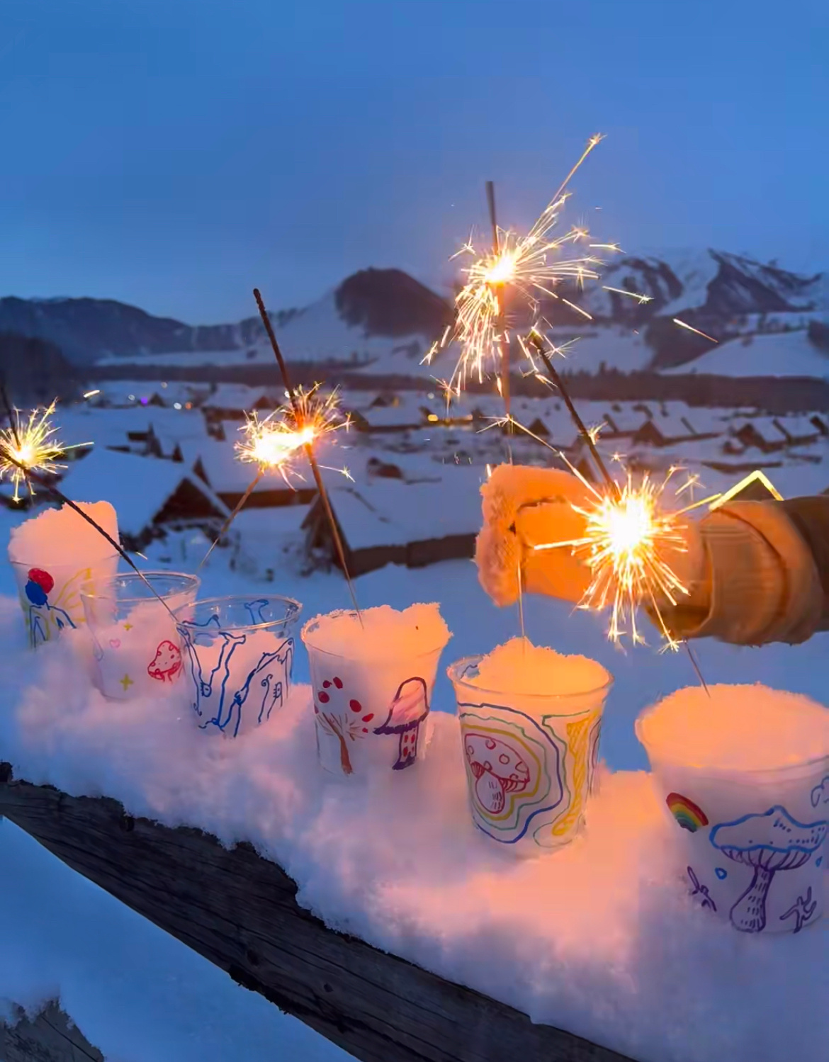 “初雪文案｜你的城市下雪了吗❄️”1、🌬️𝑾𝒊𝒏𝒅 𝒐𝒏𝒈 𝑺