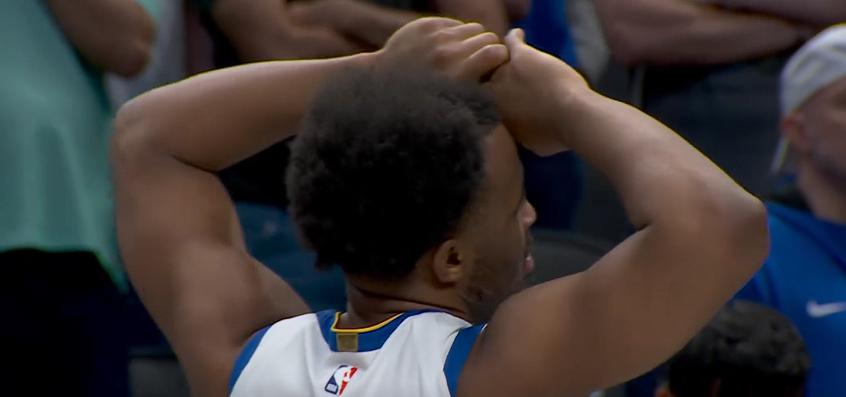 穆迪重伤！膝盖严重变形，看着太吓人了！！！