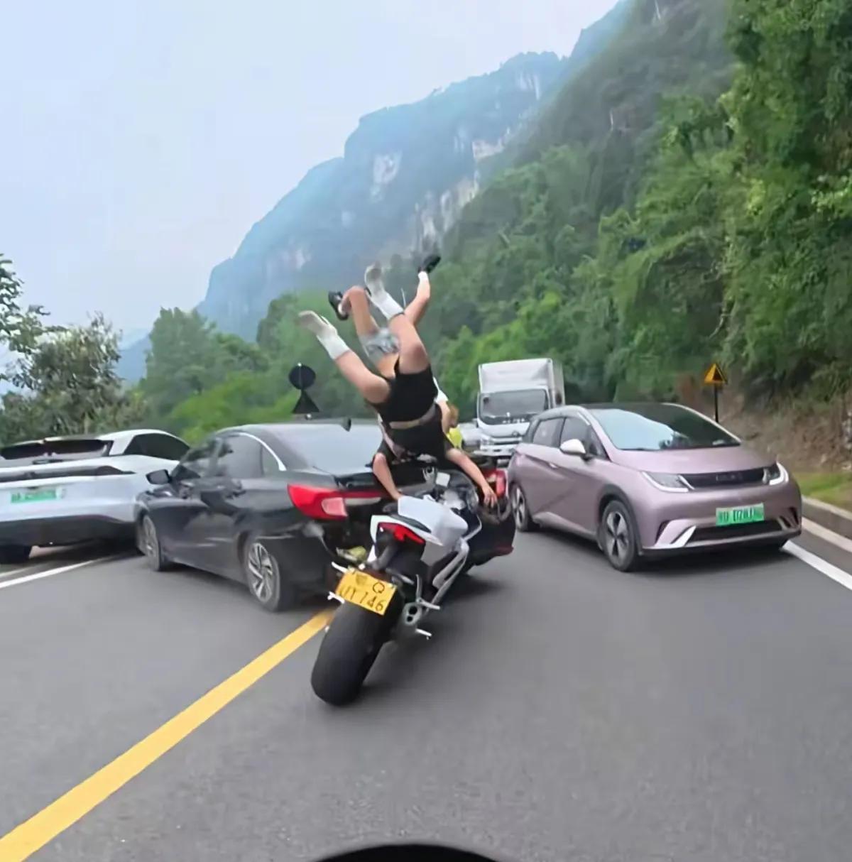 还好我帮你按了暂停，不然后果不堪设想！