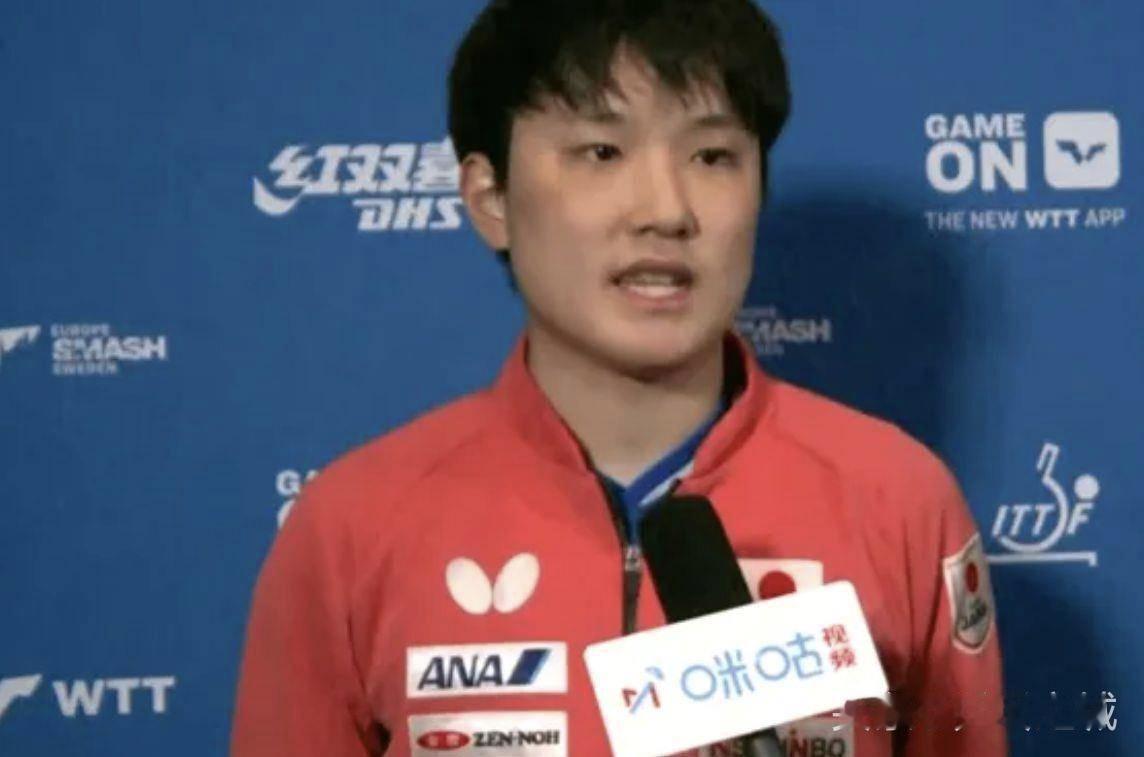 张本智和4‑0艾利克斯·勒布伦后接受采访
 
记者：今天4‑0拿下这场比赛，不过
