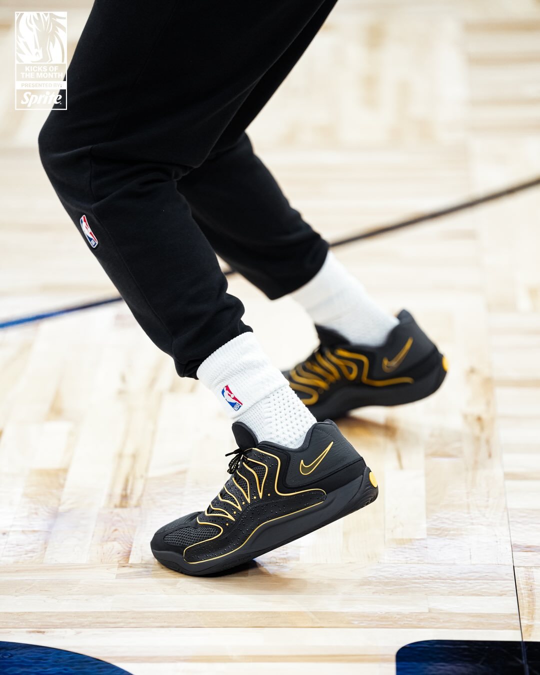 看看独行侠球员都穿什么鞋 