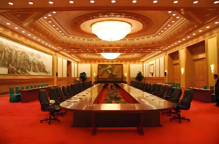 难怪美国国务卿鲁比奥见了惊奇不已，难怪美国总统特朗普回国后执意要改造白宫，北京人