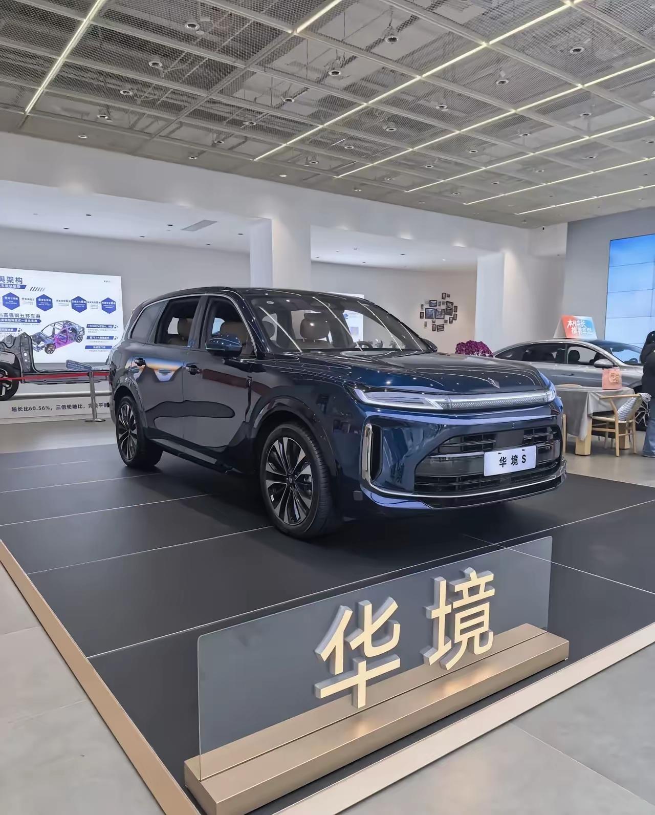 这就是赤裸裸的现实啊！
6%的家庭，买50万元以上的车；
12%家庭，买20~5