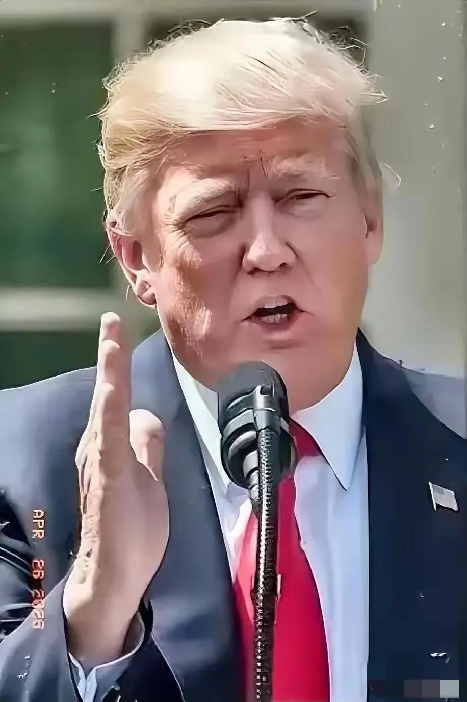 特朗普传来新消息！

4月26日金十数据和央视同步确认，白宫晚宴枪击事件刚过去不