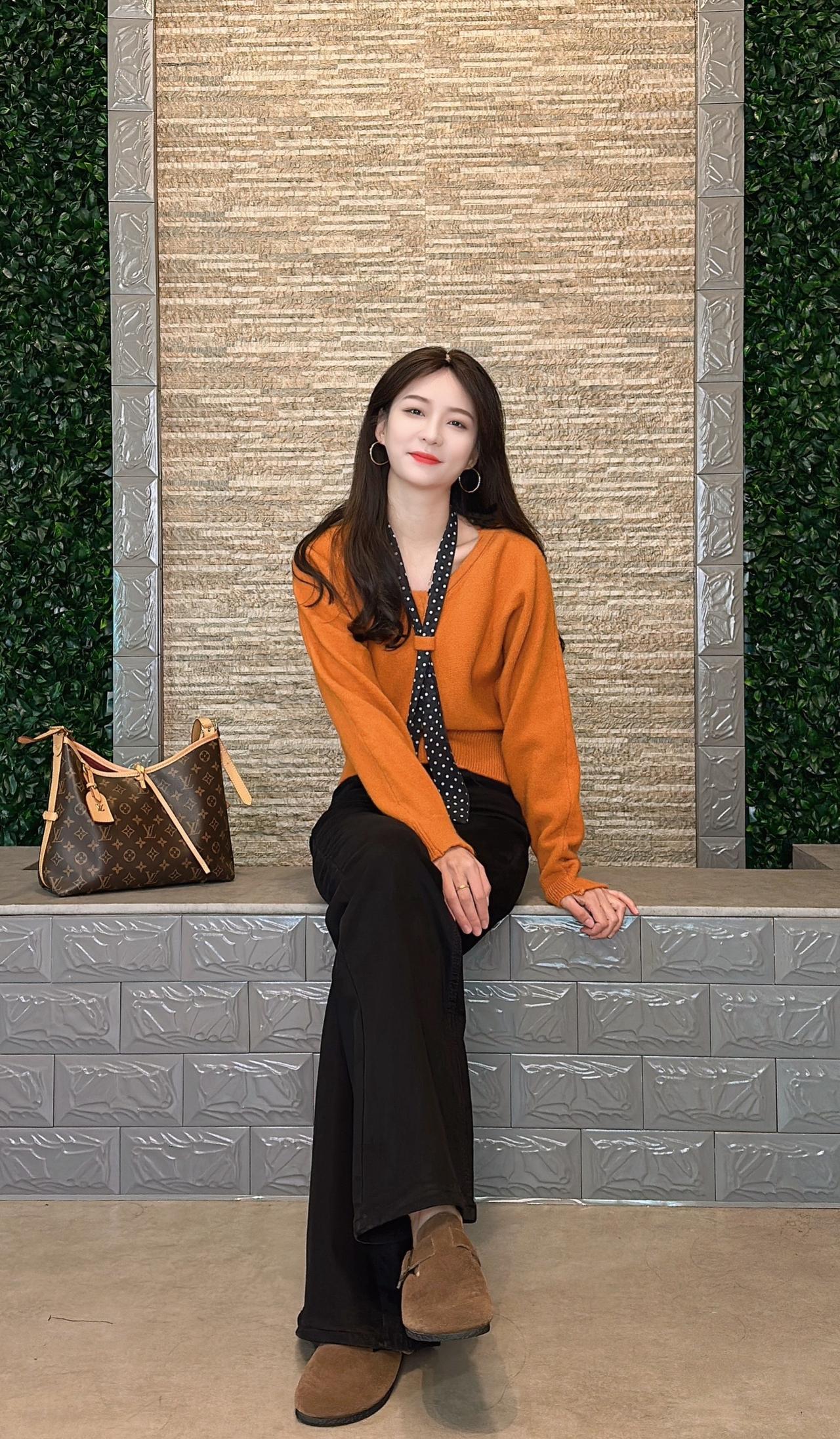 拥有的比展现的多溢出的那部分就是气质冬季穿搭 女装 韩系女装