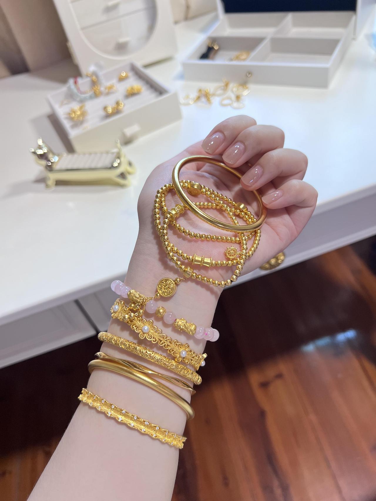 黄金价格再掀“大跳水”风暴：单日狂跌超100美元，失守4000美元关口，本周将迎