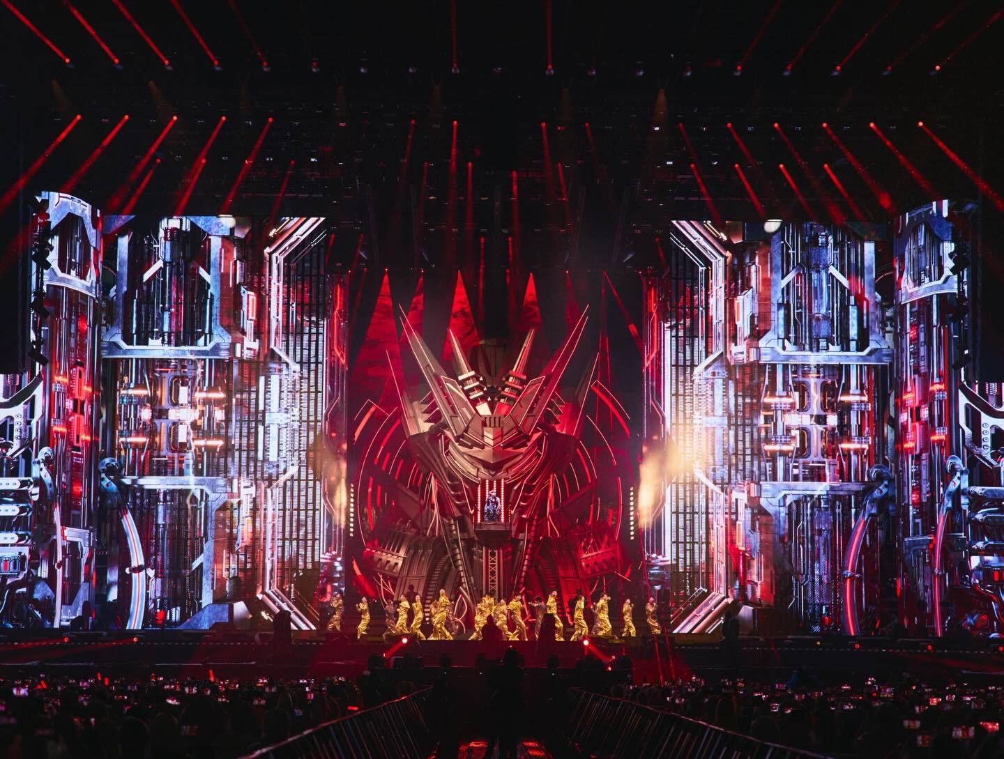 周杰伦杭州演唱会 周杰伦双平台更新：首站杭州 「我美嗎」🎶😜 