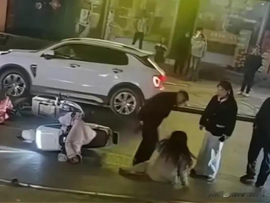 唐山打人事件‌主犯陈继志被判处有期徒刑24年‌，并处罚金32万元；其余27名被告