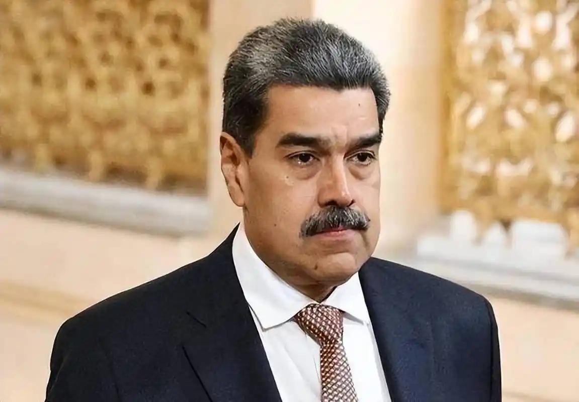 原本以为马杜罗会在美国的监狱里把牢底坐穿，没想到剧情突变！阿根廷竟半路截胡。这招