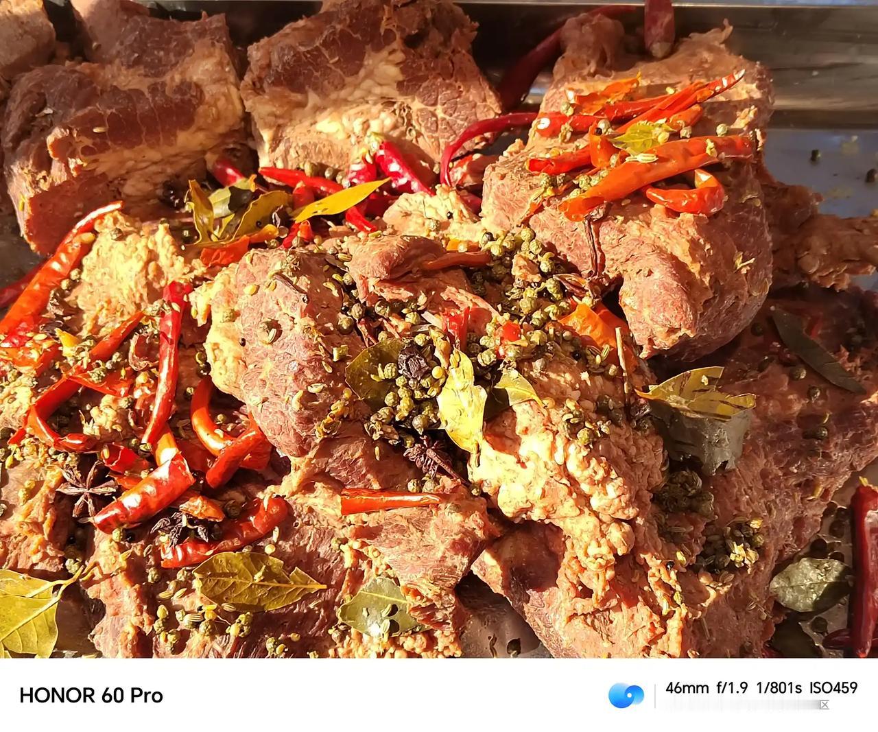 胖东来的美食真的太赞啦！胖东来 美食 牛肉 让人回味无穷。
